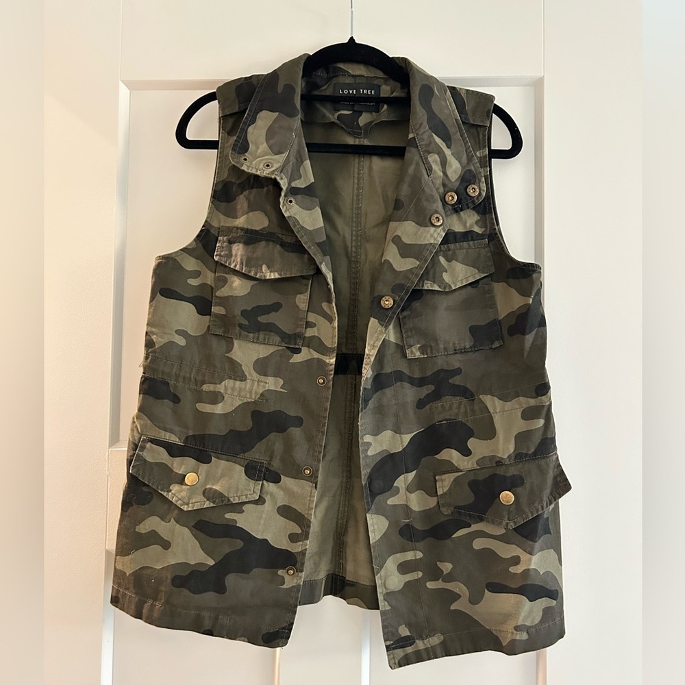 Camo vest